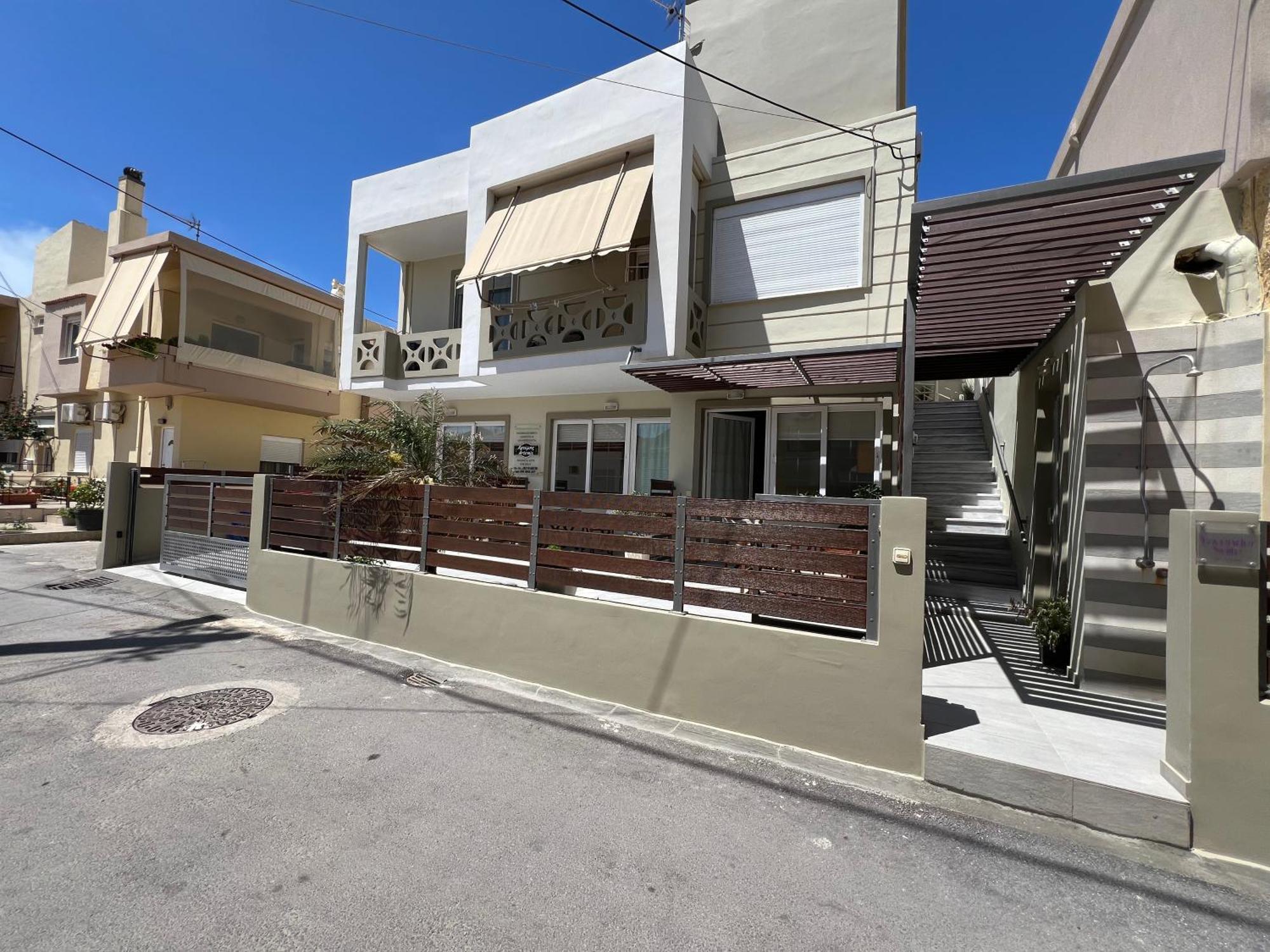 Artemis Rooms Two Steps By The Sea Platanés المظهر الخارجي الصورة