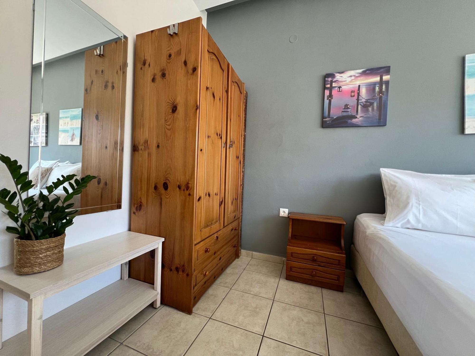 Artemis Rooms Two Steps By The Sea Platanés المظهر الخارجي الصورة